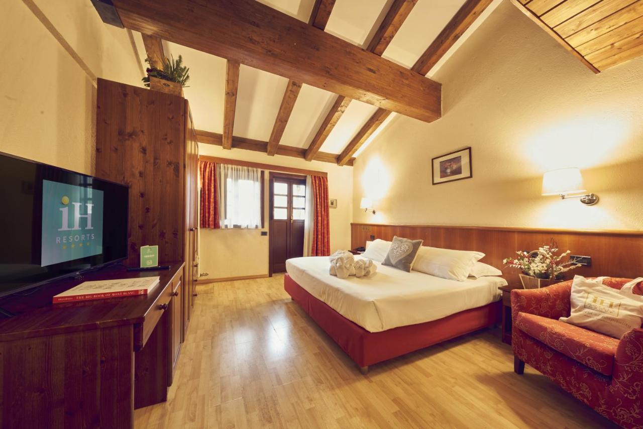 Ih Hotels Courmayeur Mont Blanc Esterno foto