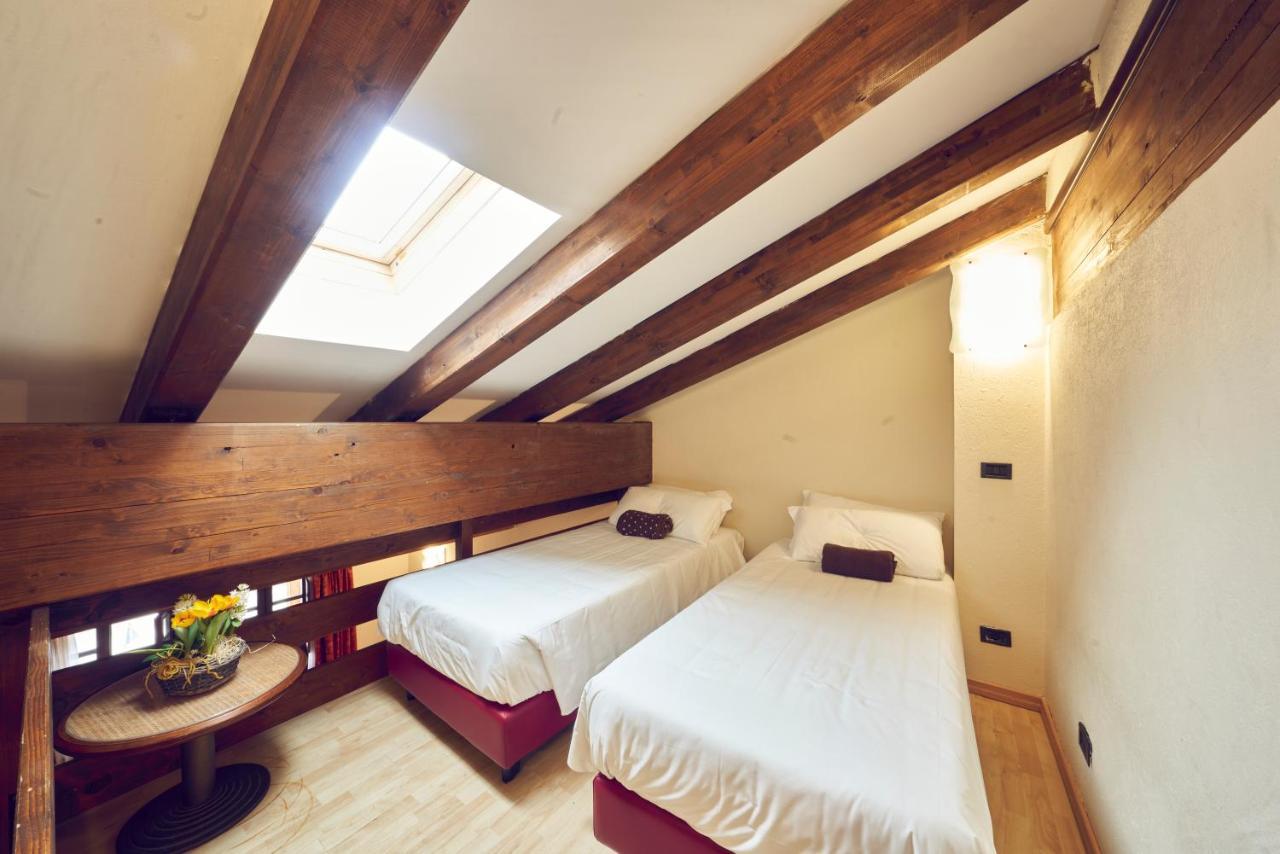 Ih Hotels Courmayeur Mont Blanc Esterno foto