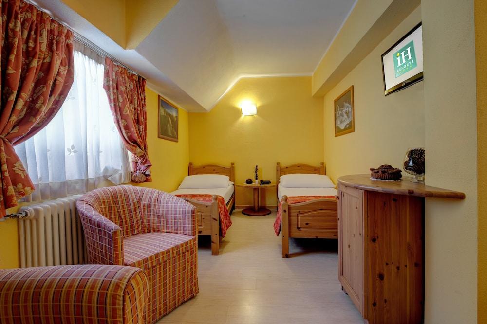 Ih Hotels Courmayeur Mont Blanc Esterno foto